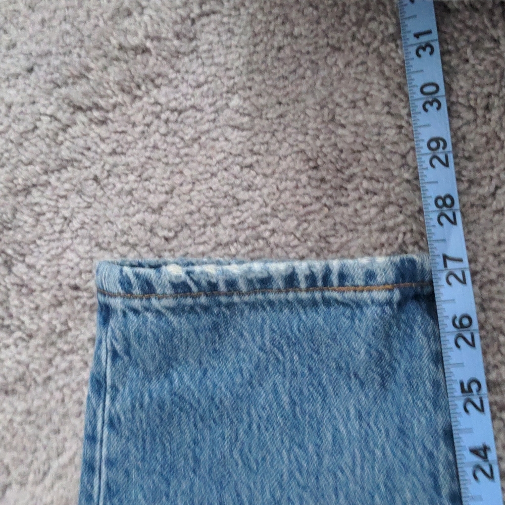Levi's 501 distressed jeans 28x28 - Picture 9 of 9